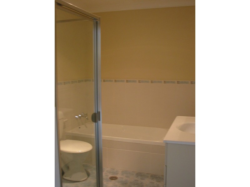 4/12 Park Street, East Maitland NSW 2323