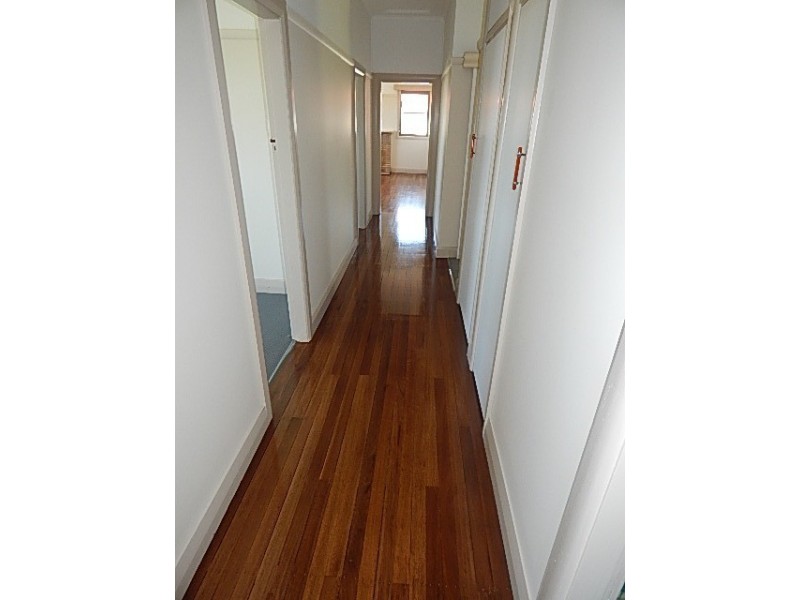 9 Lawson Avenue, Woodberry NSW 2322