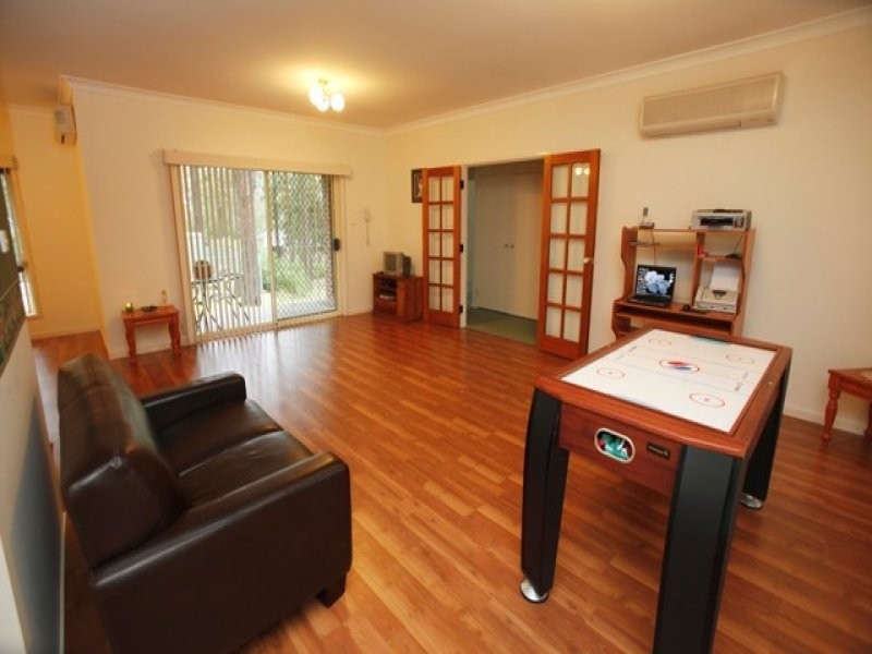 6 Woodlands Drive, Thornton NSW 2322