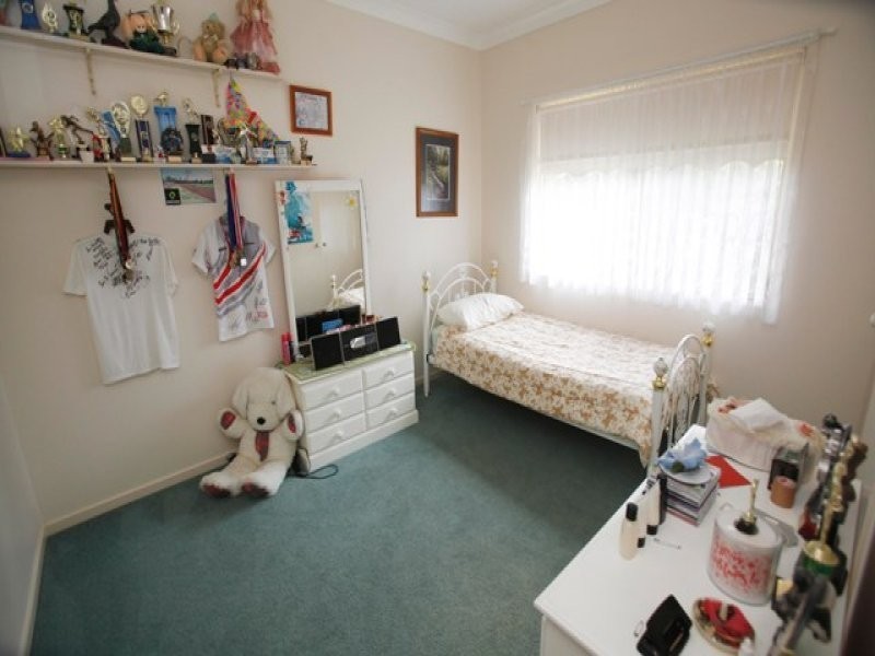 6 Woodlands Drive, Thornton NSW 2322