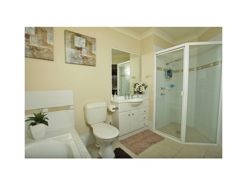 21 Rothbury Terrace, Thornton NSW 2322