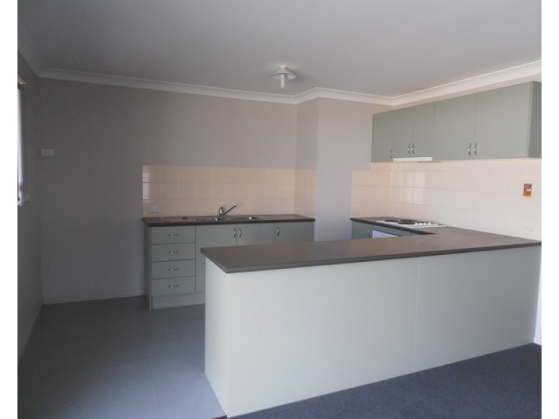 8/5 Quarter Sessions Rd, Tarro NSW 2322