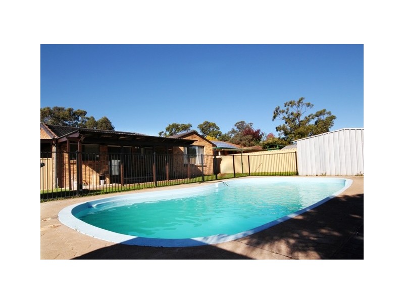 34 Ferraby Drive, Metford NSW 2323