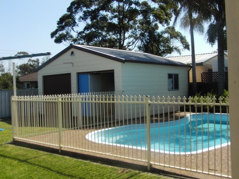 15 Annette Close, Woodberry NSW 2322