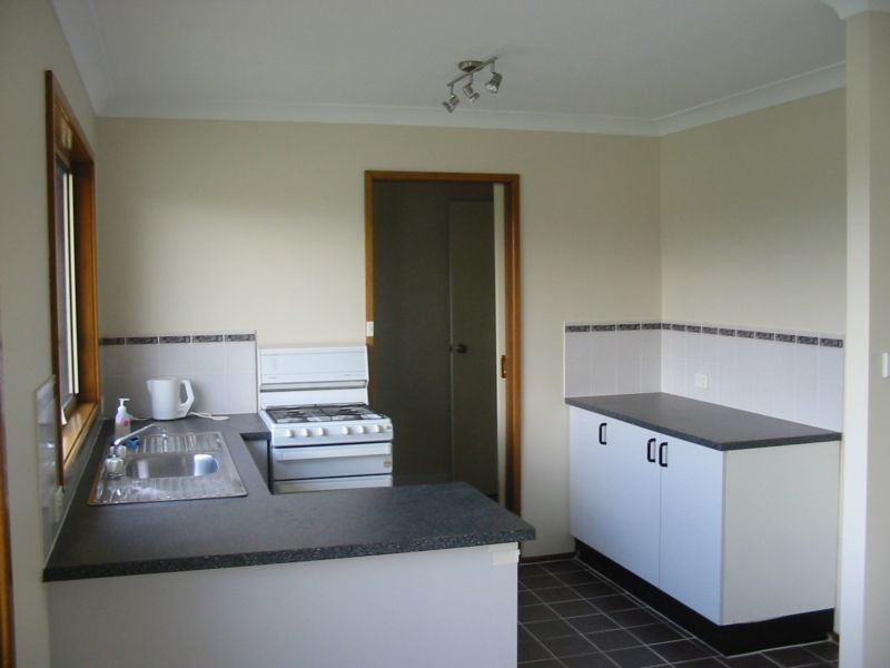 48 Frewin Ave, Woodberry NSW 2322