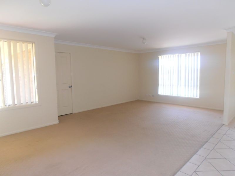 156 Aberglasslyn Rd, Aberglasslyn NSW 2320