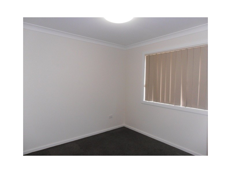 2/2a Walter Street, Rutherford NSW 2320