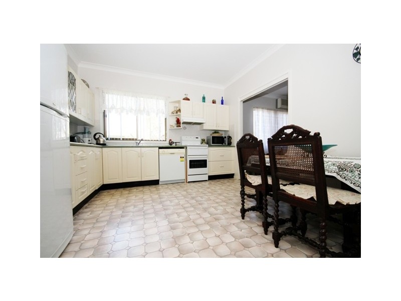 Tarro NSW 2322