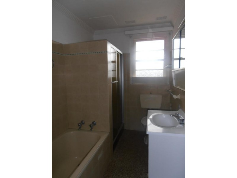 9/76 Parkway Avenue, Cooks Hill NSW 2300