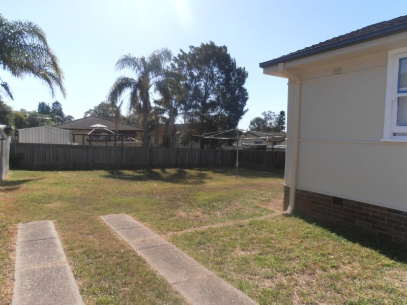 28 Duckenfield Avenue, Woodberry NSW 2322