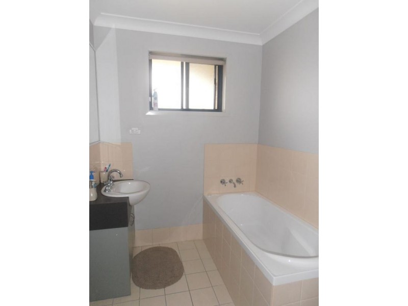 8/5 Quarter Sessions Road, Tarro NSW 2322