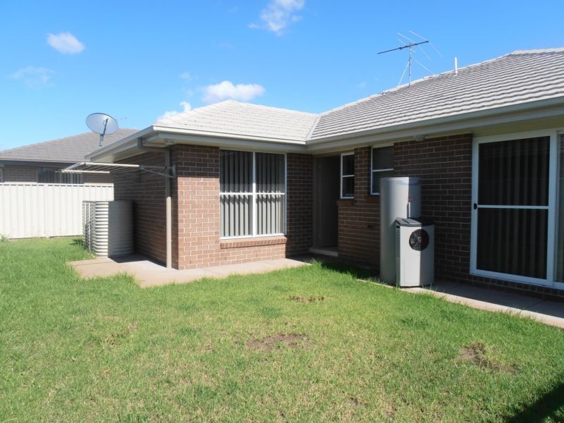 26 Fonda Avenue, Rutherford NSW 2320