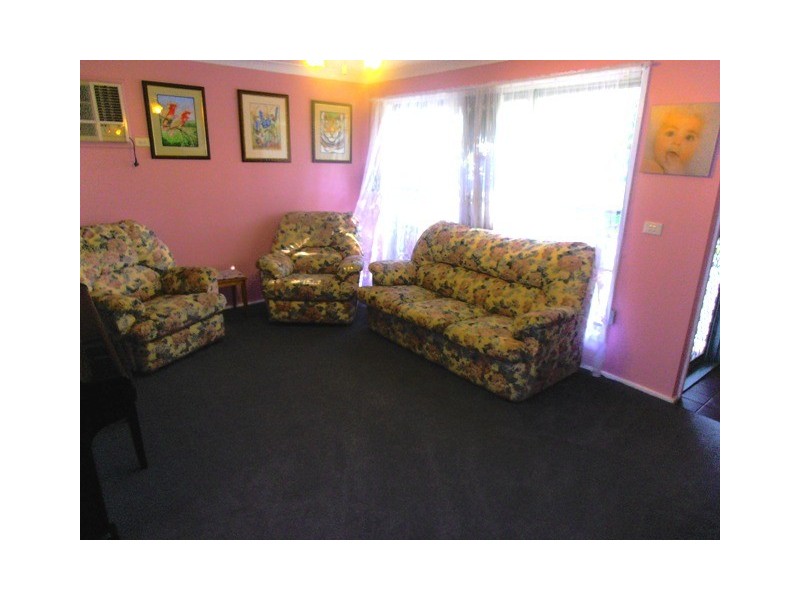 15 Burbank Close, Tarro NSW 2322