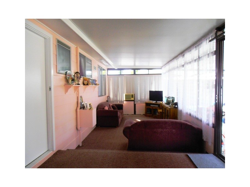 15 Burbank Close, Tarro NSW 2322