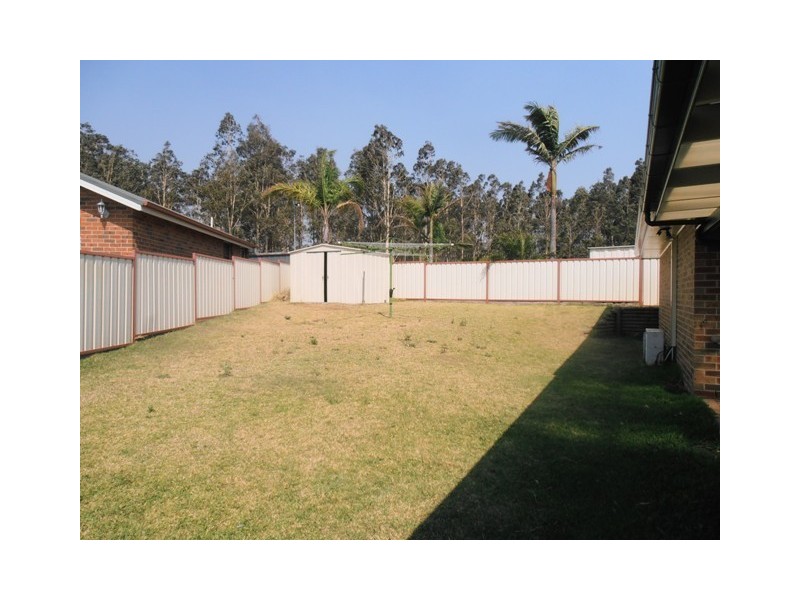 2 Joshua Close, Rutherford NSW 2320
