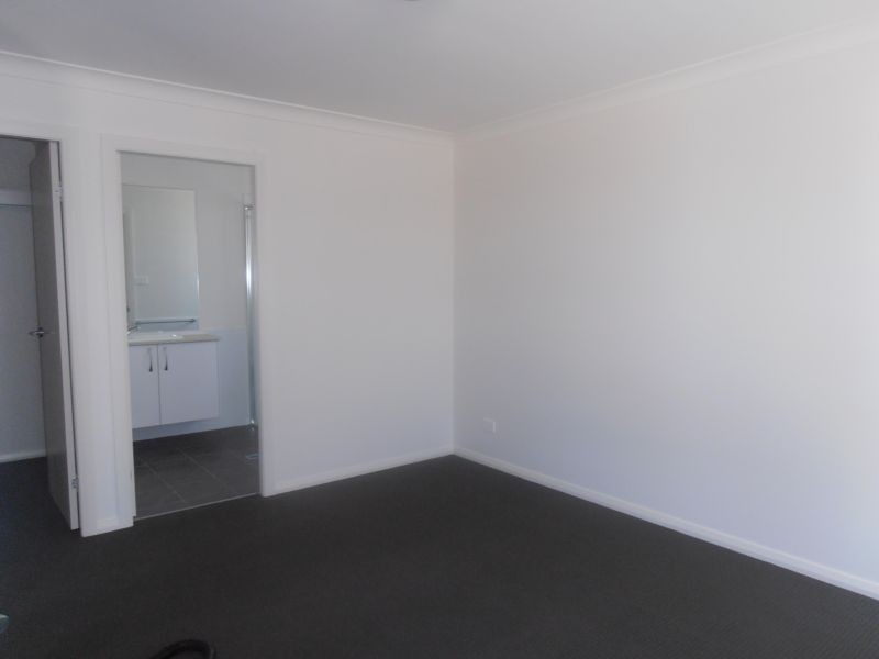 3 Jory Crescent, Raworth NSW 2321