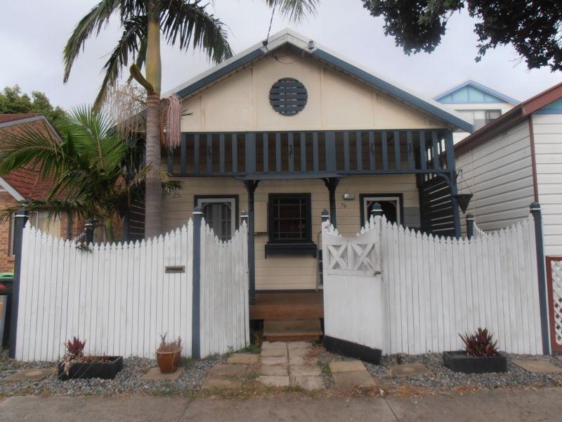 76 Bourke Street, Carrington NSW 2294