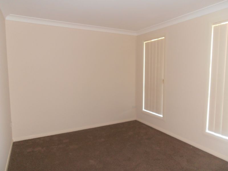 2/1 Jonathon Street, Rutherford NSW 2320