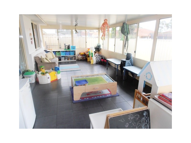 27 Drysdale Crescent, Metford NSW 2323