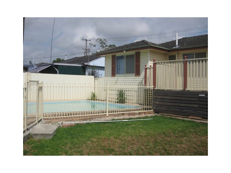 25 Kookaburra Parade, Woodberry NSW 2322