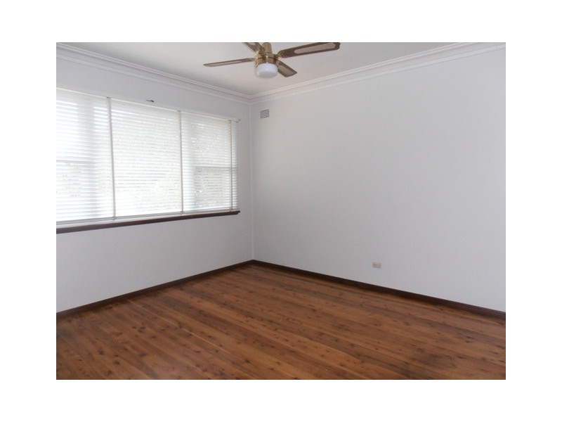 11 Landor Street, Beresfield NSW 2322