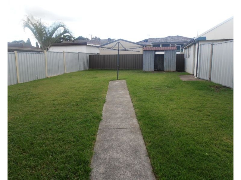 38 Redbill Drive, Woodberry NSW 2322