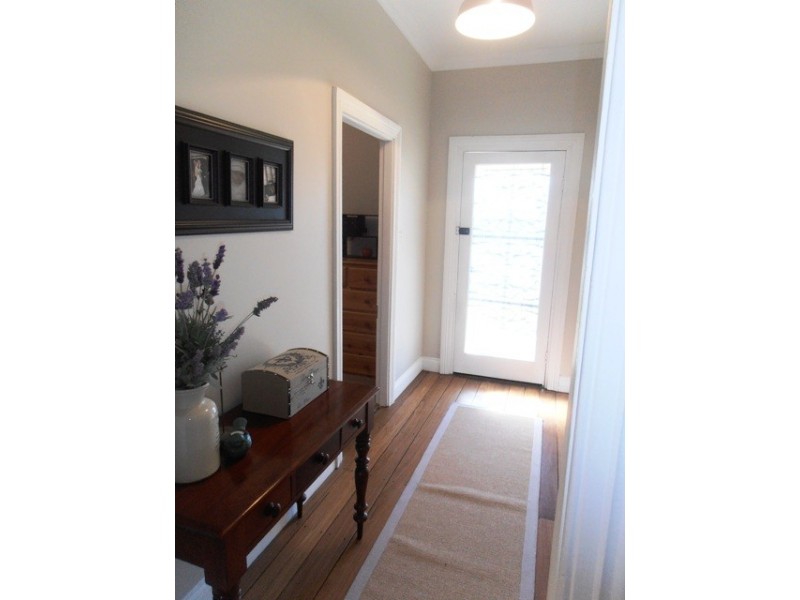 1 Morpeth Street, Largs NSW 2320