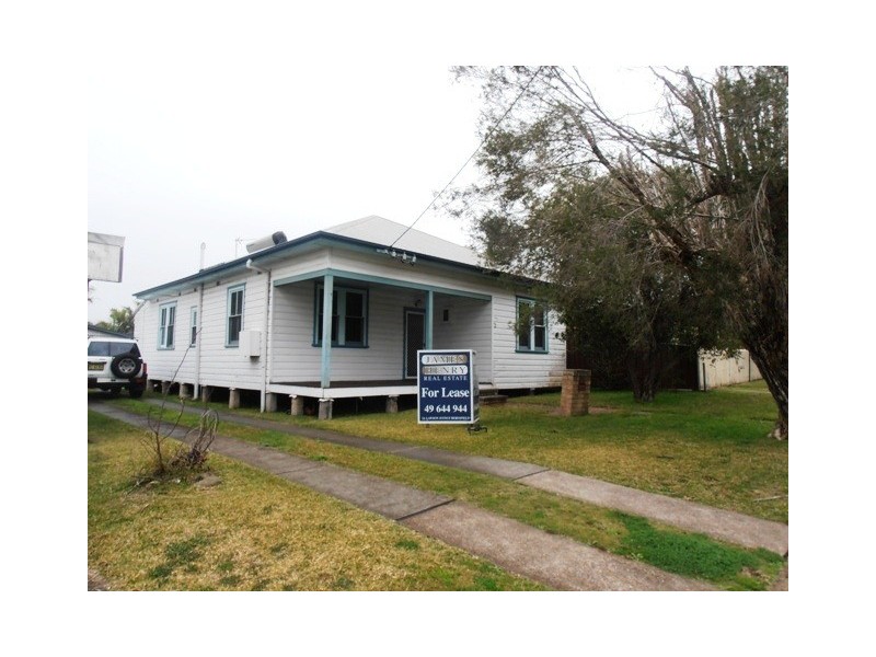 2 Central Ave, Tarro NSW 2322