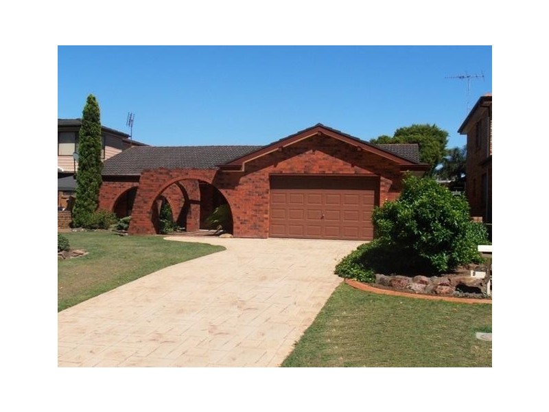 5 Houston Avenue, Tenambit NSW 2323