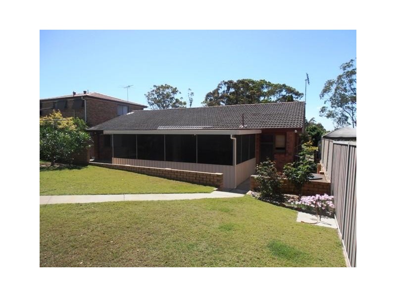 5 Houston Avenue, Tenambit NSW 2323