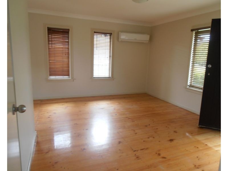 49 Kingstown Rd, Woodberry NSW 2322