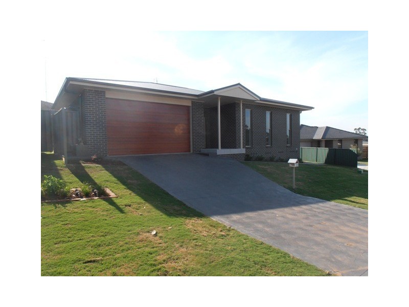 10 Cambrian Street, East Maitland NSW 2323