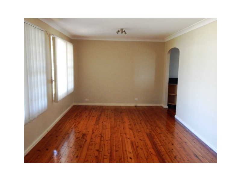 8 Chichester Avenue, Tarro NSW 2322