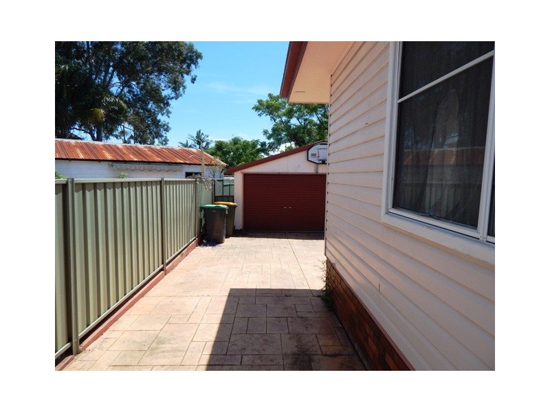 8 Chichester Avenue, Tarro NSW 2322