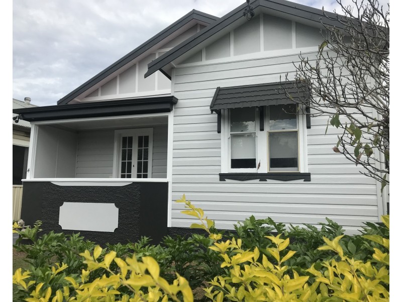 4 Burke Street, New Lambton NSW 2305