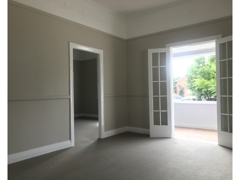 4 Burke Street, New Lambton NSW 2305