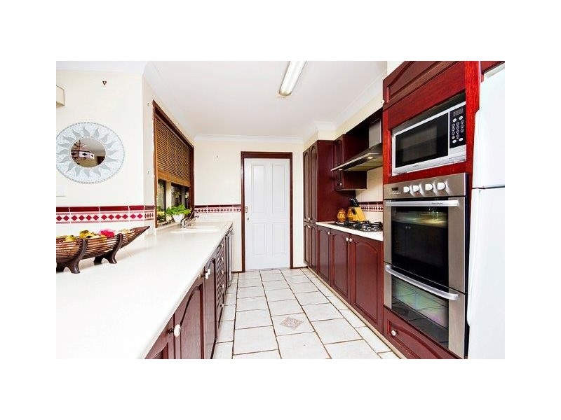 6 Poplar Close, Aberglasslyn NSW 2320