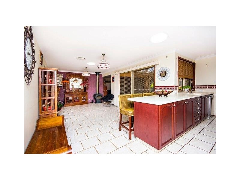 6 Poplar Close, Aberglasslyn NSW 2320