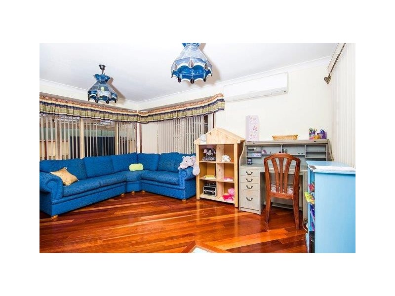 6 Poplar Close, Aberglasslyn NSW 2320