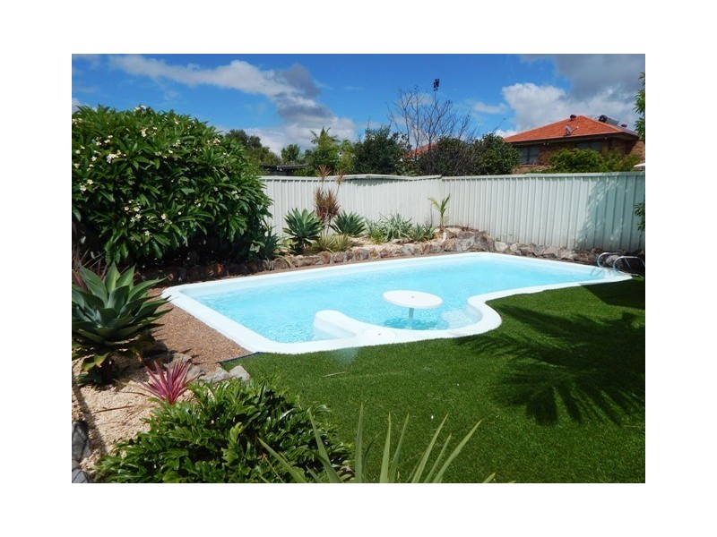 11 Tyrell Street, Tenambit NSW 2323