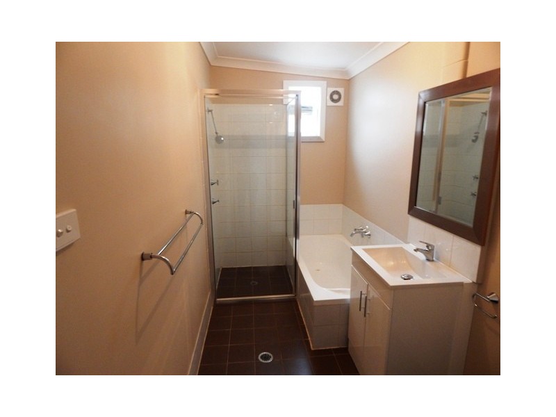 17a Railway Parade, Beresfield NSW 2322