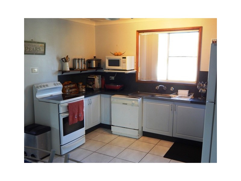 8 Valentia Parade, Tenambit NSW 2323