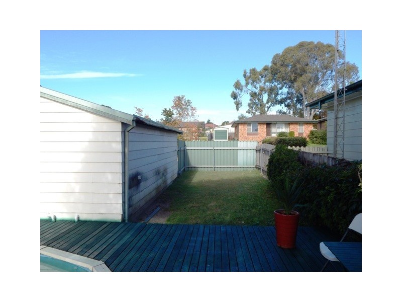 8 Valentia Parade, Tenambit NSW 2323