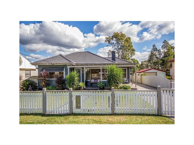11 Chaucer Street, Beresfield NSW 2322
