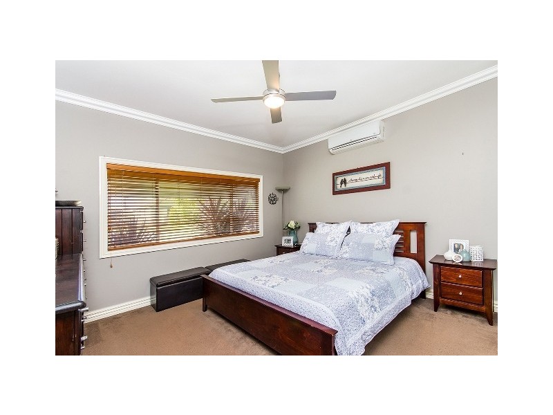 11 Chaucer Street, Beresfield NSW 2322