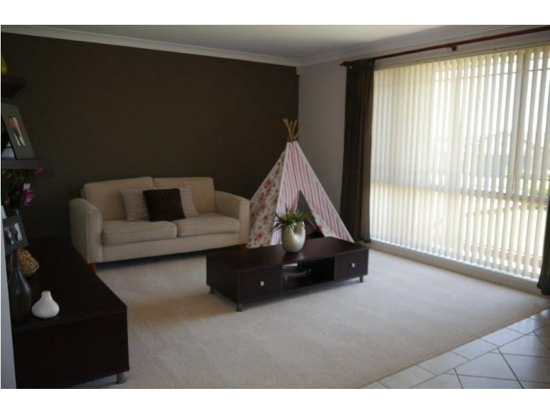 86 Somerset Drive, Thornton NSW 2322