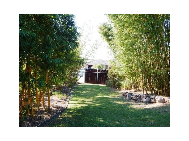 74 Canterbury Drive, Raworth NSW 2321