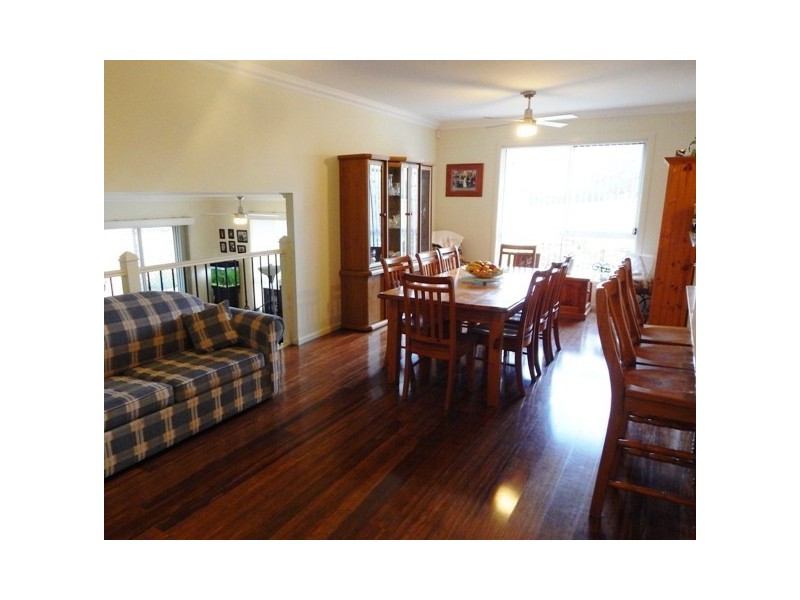 1 Cambrian Place, East Maitland NSW 2323