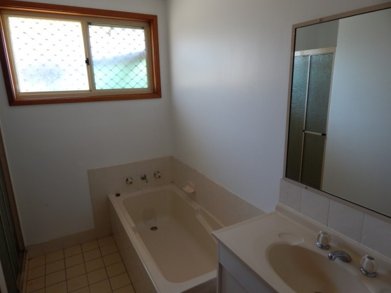 1/90a Anderson Drive, Tarro NSW 2322