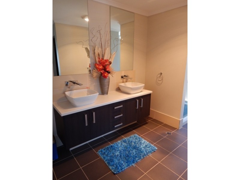 1 Fernleigh Avenue, Aberglasslyn NSW 2320